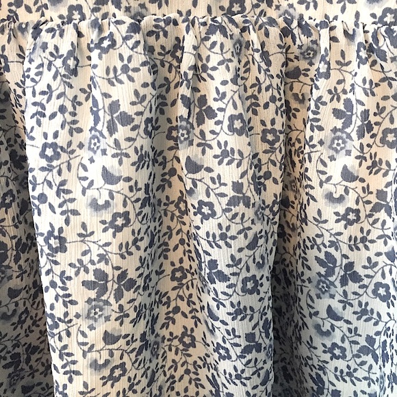 Madewell Wedgewood Blue/Egg Shell Floral Blouse - Picture 3 of 16